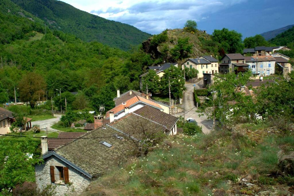 Maison Au Coeur Des Pyrenees Perles-et-Castelet エクステリア 写真